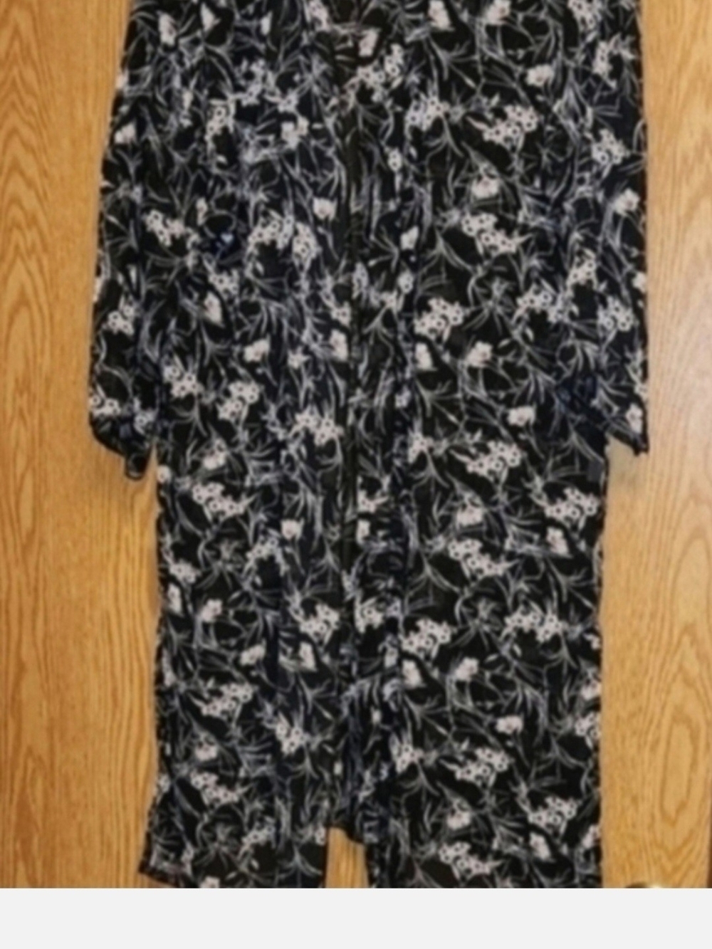 Black & White Floral Print Kimono